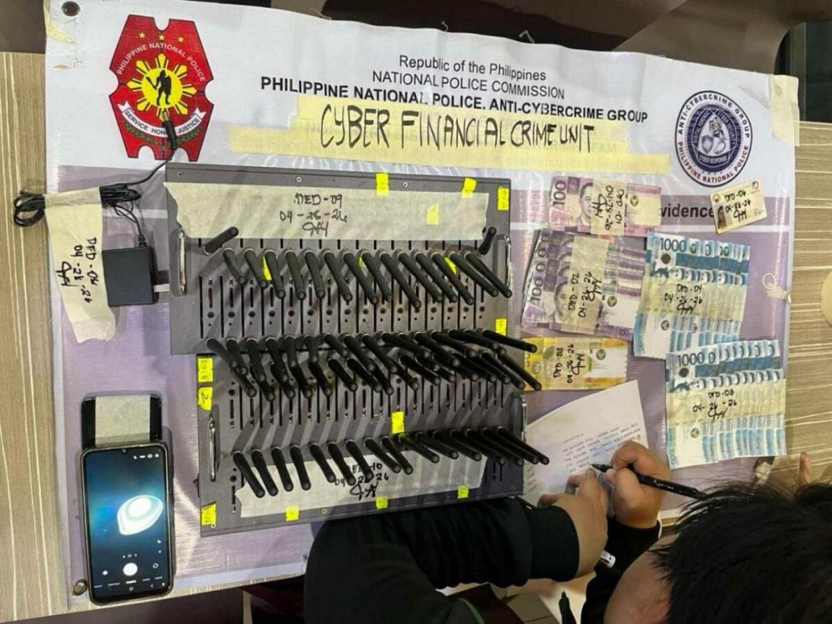 菲律宾新闻 菲警方查获5台短信群发设备 疑来自非法POGO撤场物资，3名卖家落网