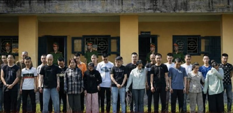 越南新闻 越南破获跨境电诈团伙61人被捕,年骗金额超1.18亿美元